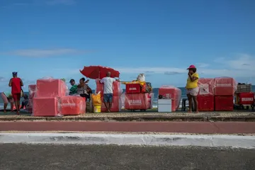 Saiba quando sai a lista de ambulantes aprovados para o Carnaval de 2027 e festas de Salvador