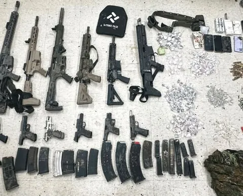 Bahia supera apreensões de armas de 2025 e reduz número de homicídios - Imagem