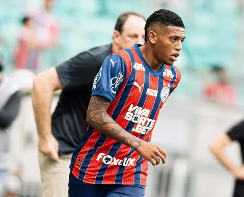 Ceni deixa joias da base fora contra o Flamengo e aposta em medalhões