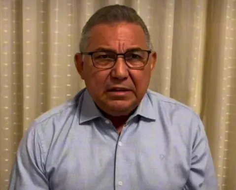 Pastor é condenado a pagar R$ 50 mil após associar autismo ao diabo