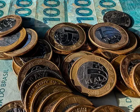 Serasa revela quatro perfis financeiros de trabalhadores; veja quais