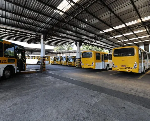 Sindicato nega participação na retenção de ônibus em Salvador