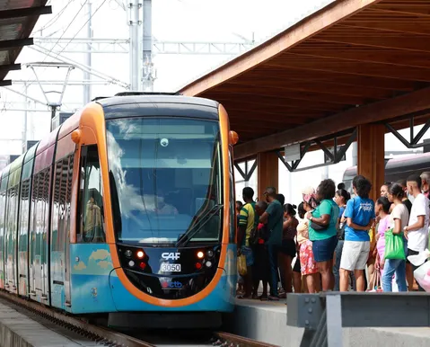 VLT de Salvador transporta mais de 7 mil passageiros nas eleições