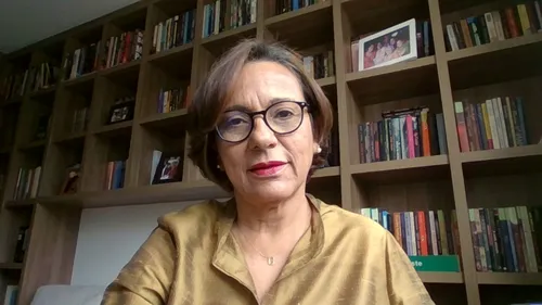 Autora Suzana Varjão