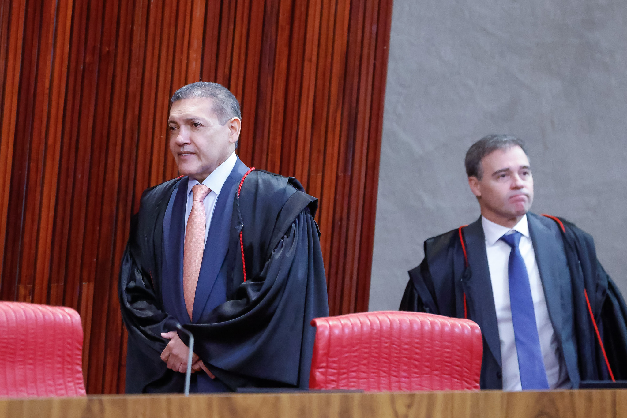 Ato de Mendonça e Nunes Marques pode atingir “Exército do Lula” às vésperas da eleição