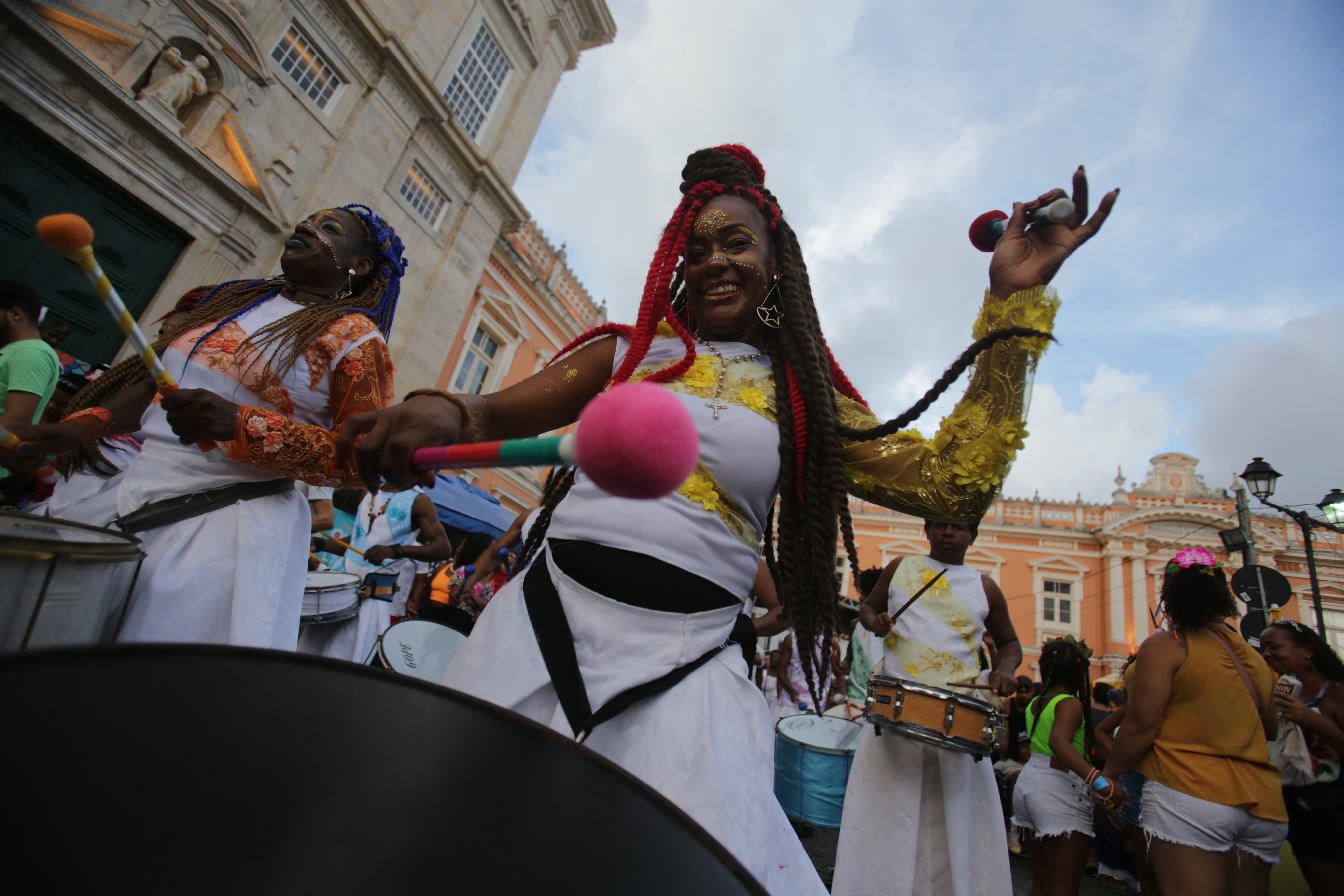 Bahia proíbe marcas de bets em editais culturais do Carnaval 2027