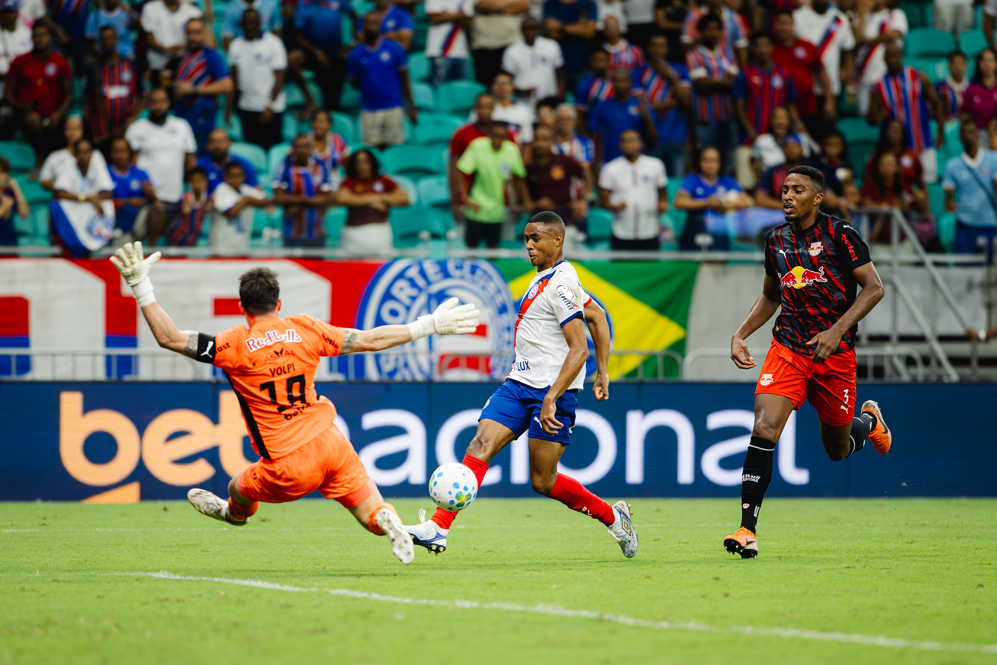 Bragantino x Bahia: onde assistir, escalações e desfalques