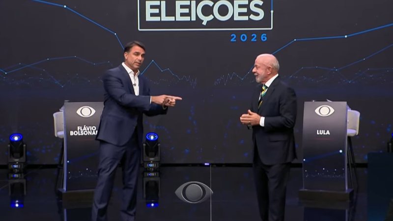 Debate na Band: Lula chama Flávio Bolsonaro de "traidor da pátria"