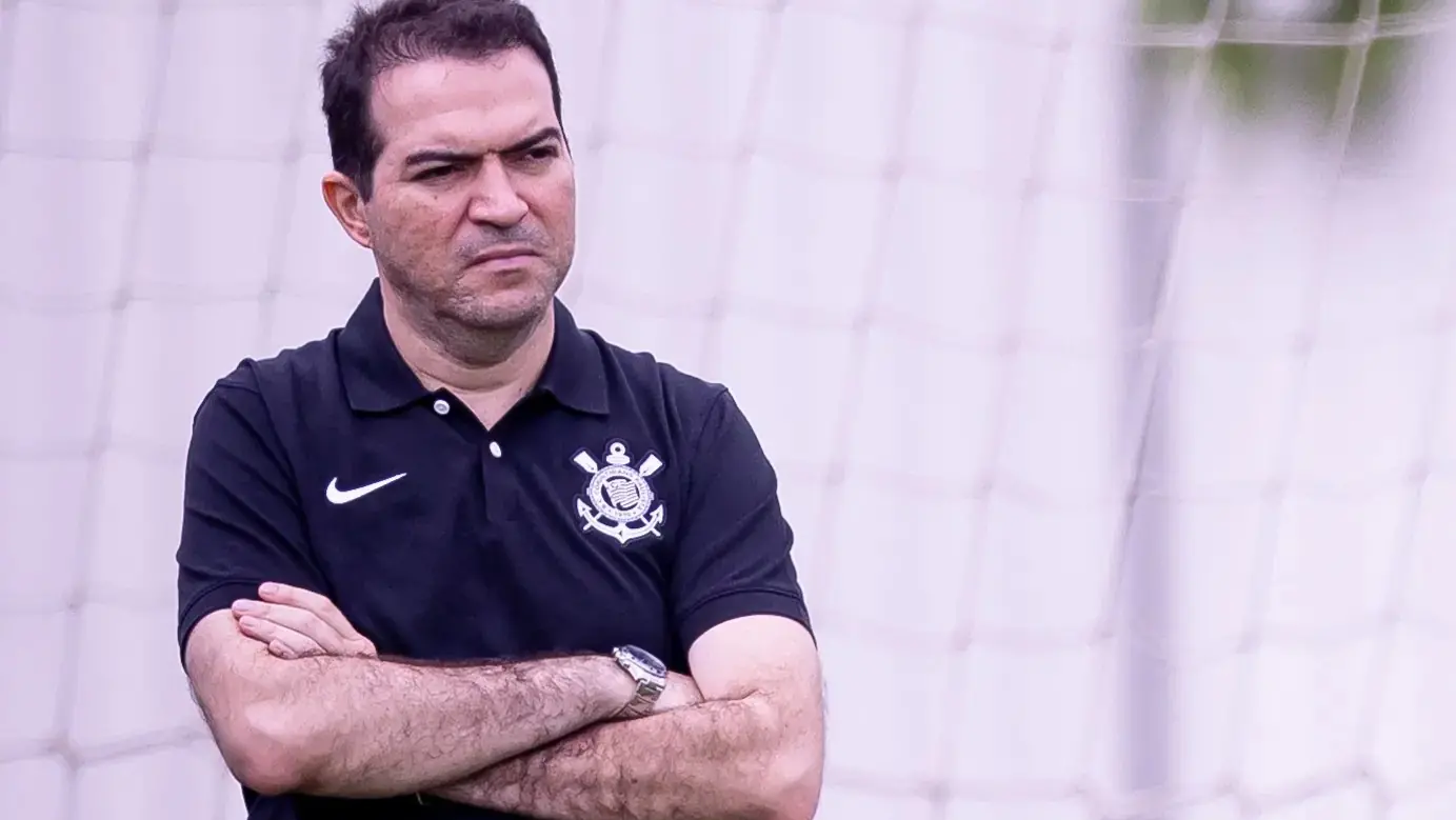 Dirigente do Corinthians é demitido após empate com o Vitória