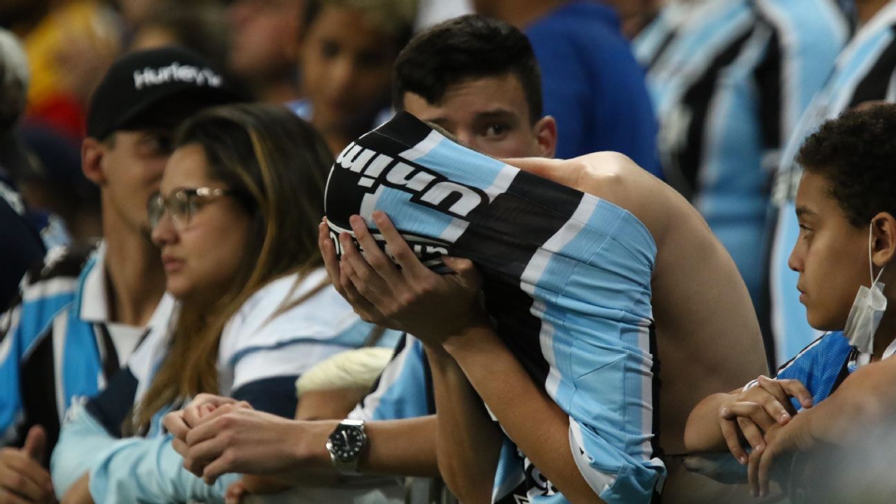 Dupla GreNal perde na rodada e ajuda o Vitória na luta contra o Z-4