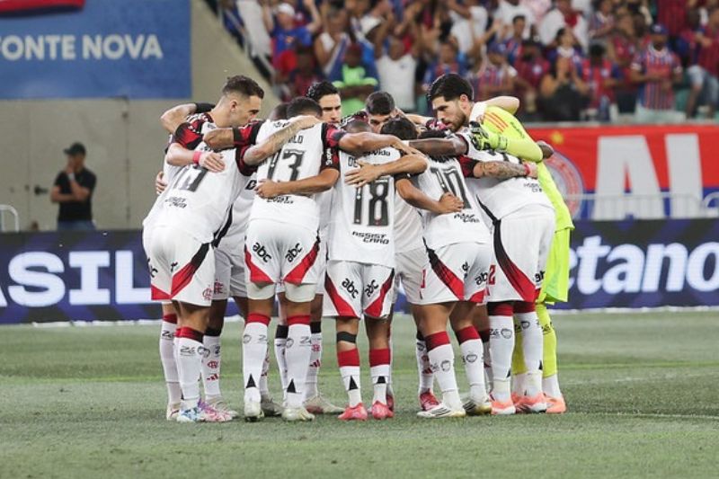 Flamengo chega a Salvador com cinco desfalques para enfrentar o Bahia
