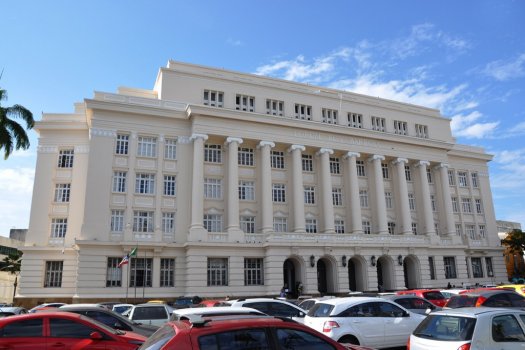 Homem que matou ex no dia do divórcio é condenado a 60 anos de prisão em Salvador