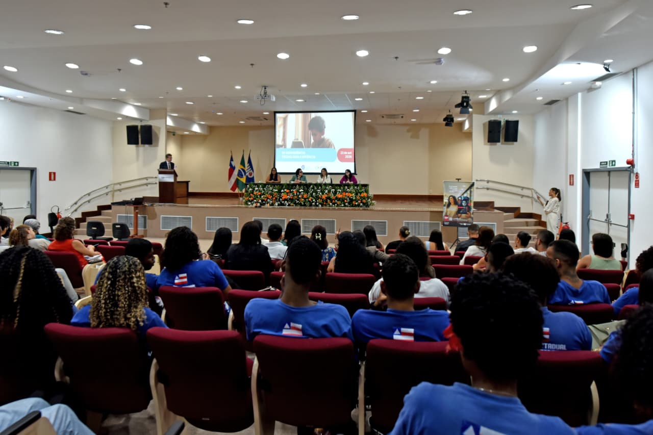 MPBA alerta para riscos digitais à infância e orienta famílias