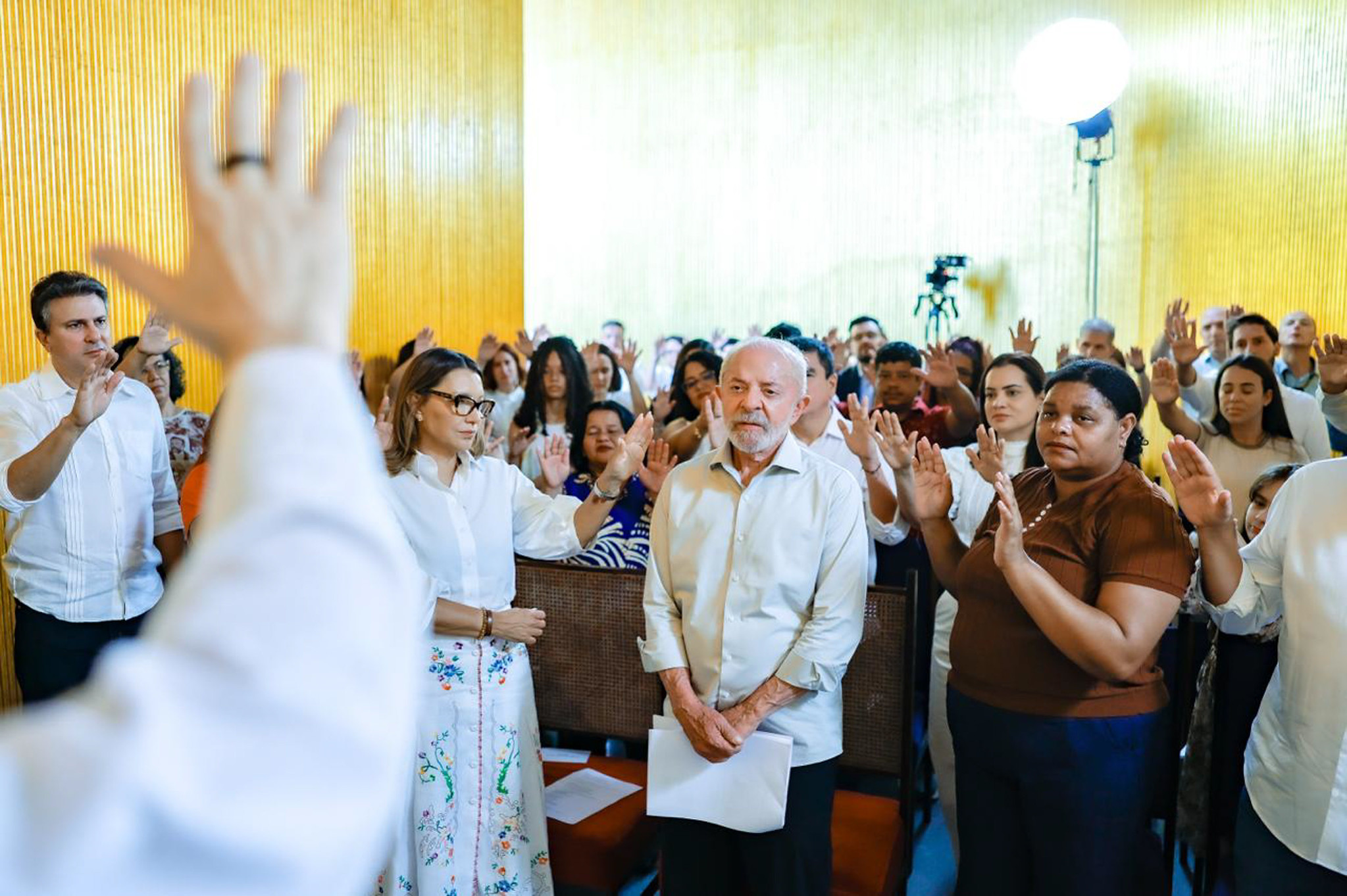 Na reta final do 2º turno, Lula pede que católicos votem à luz da fé