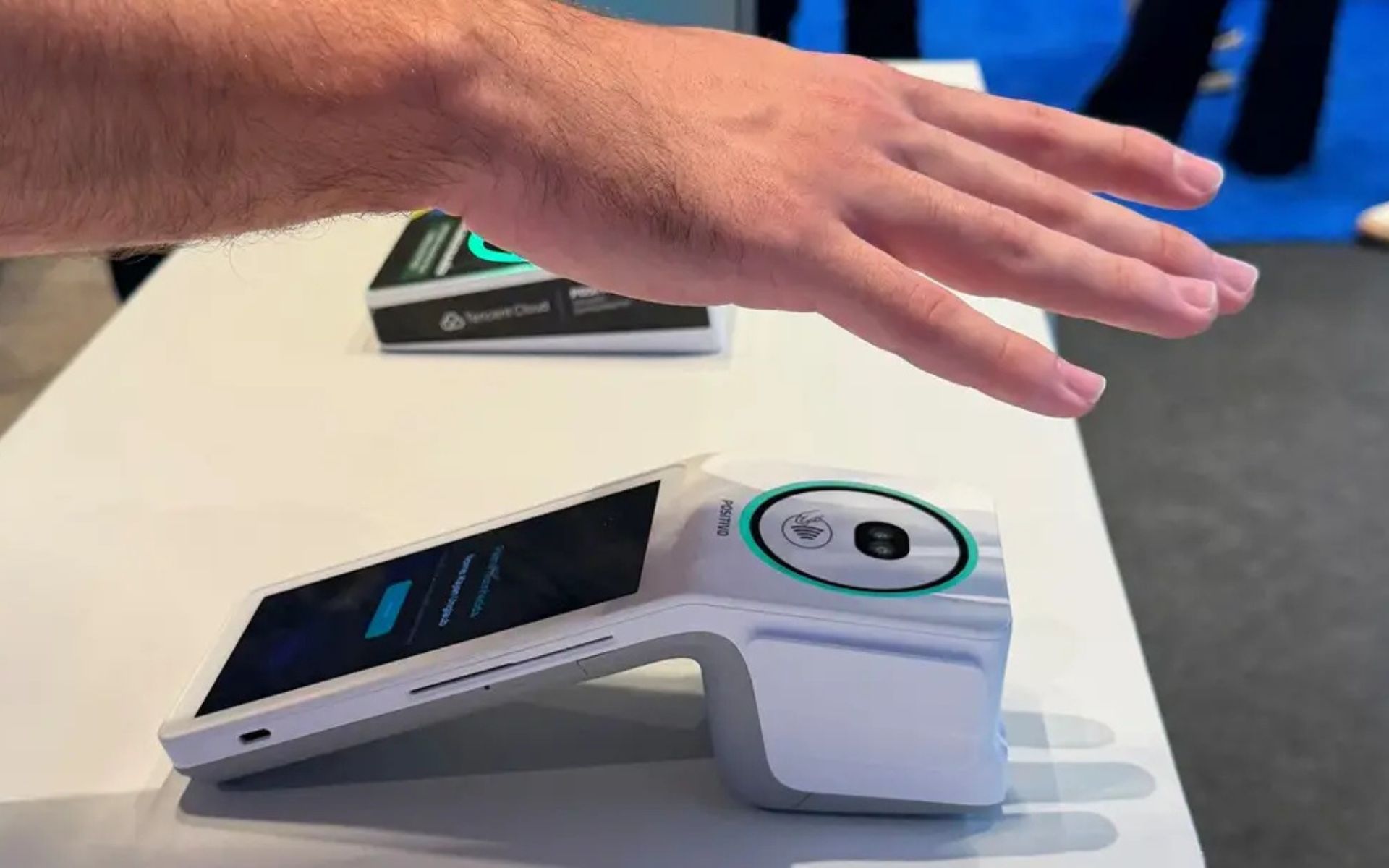 Nem rosto, nem digital: biometria das veias da mão é nova aposta contra fraudes