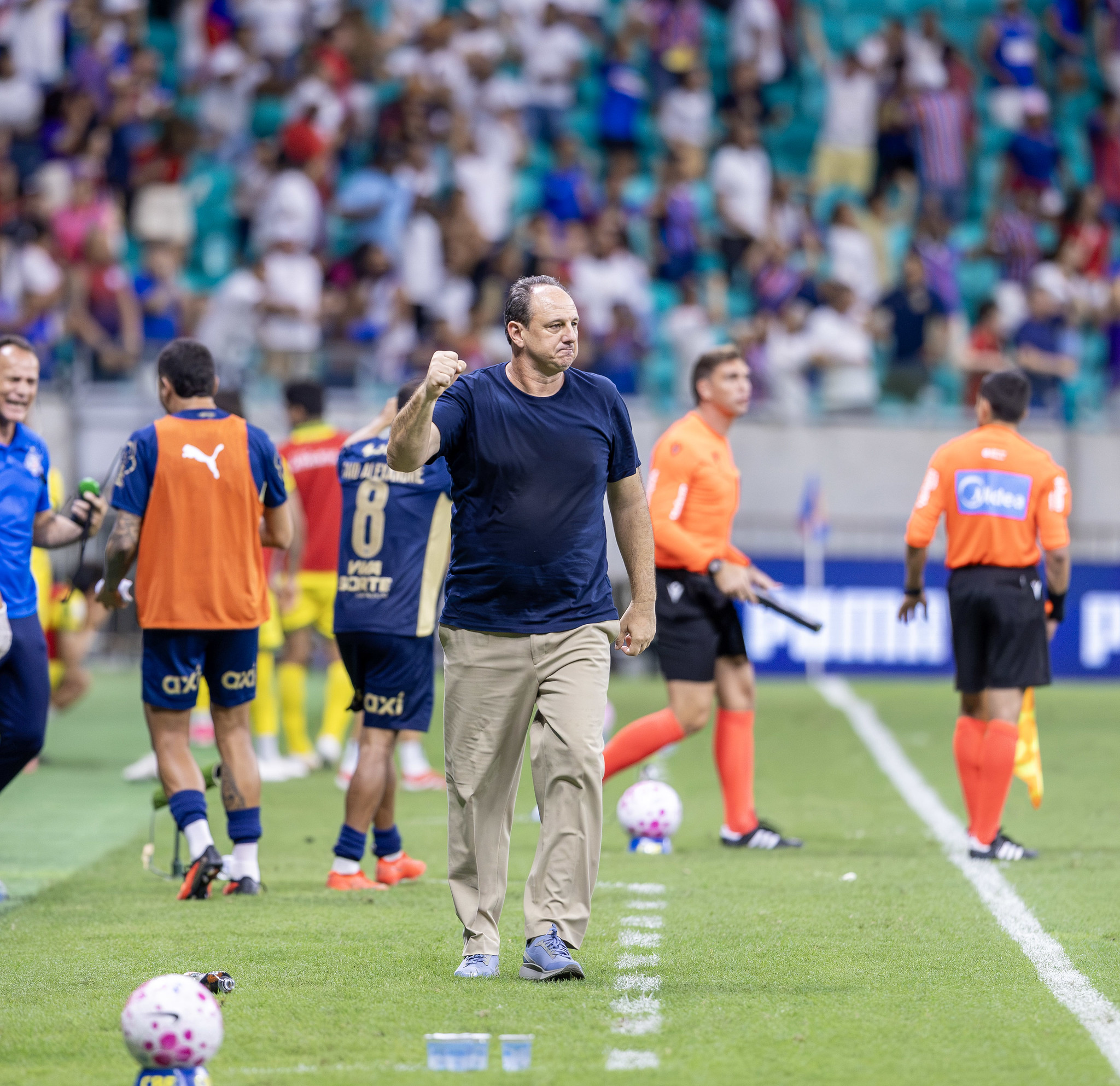 Rogério Ceni tem salário multiplicado por 8 e entra no top 7 técnicos mais bem pagos