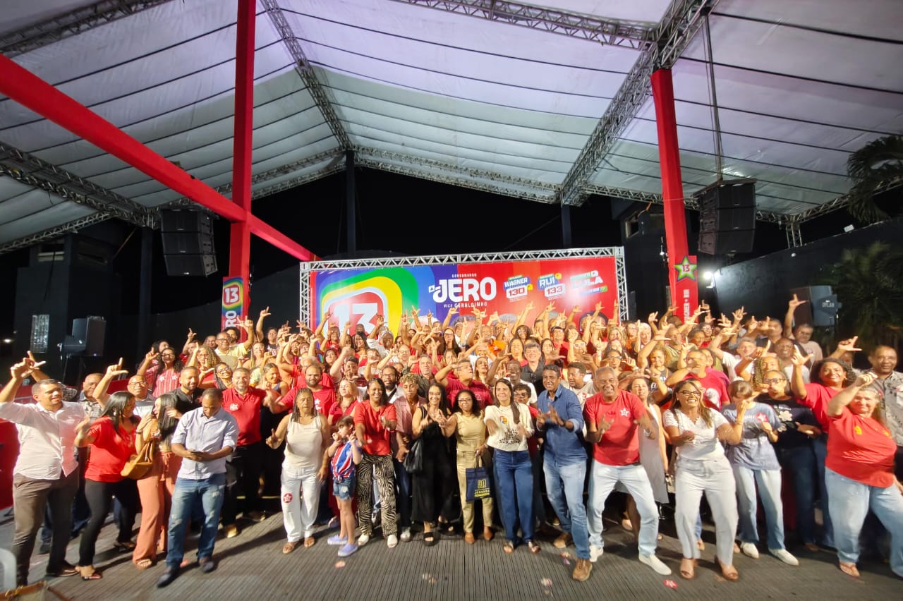 Rowenna Brito reúne cerca de 200 educadores em Salvador e fortalece mobilização pela reeleição de Lula
