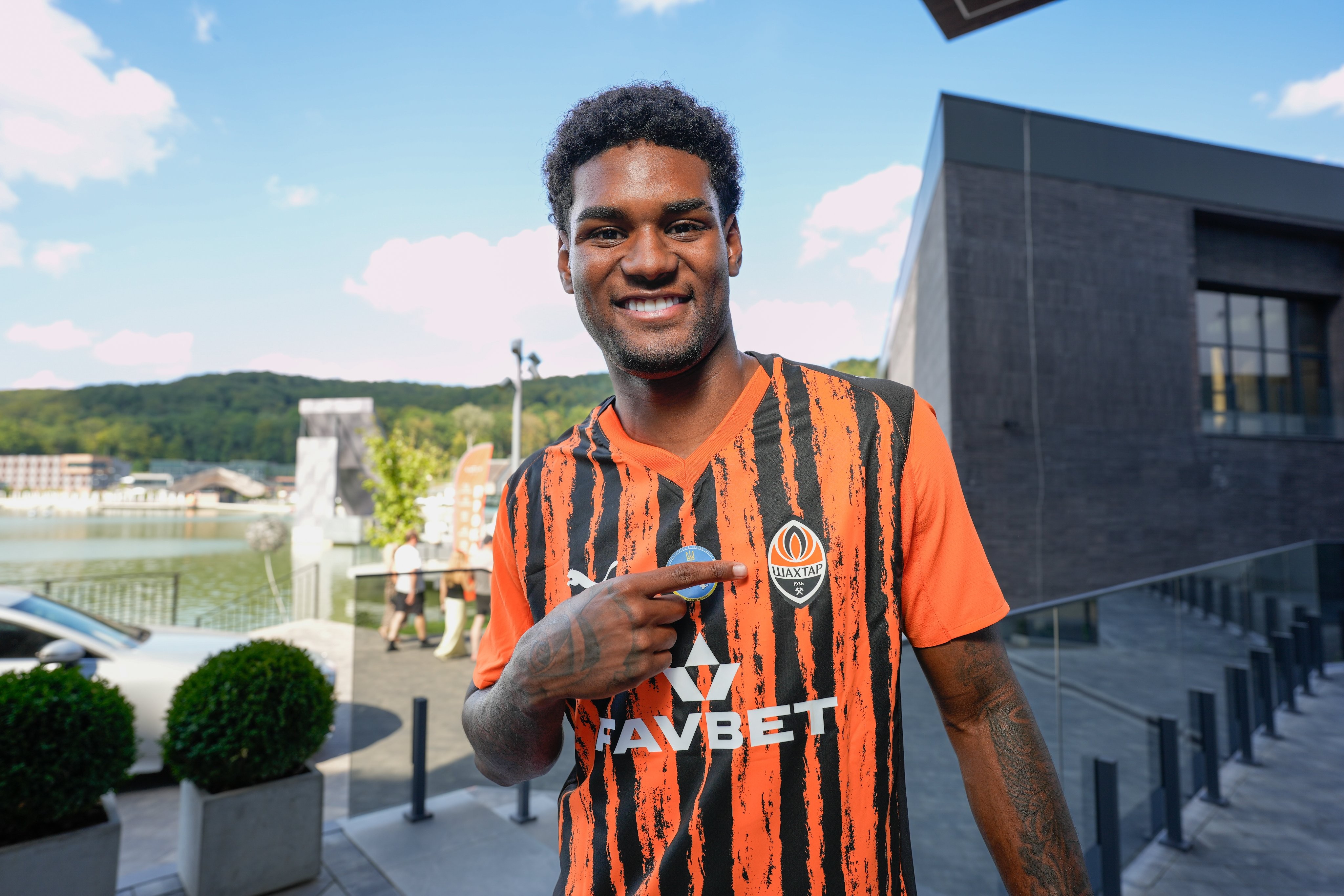 SAF carioca cobra gigante da Série A por venda de atacante à Europa