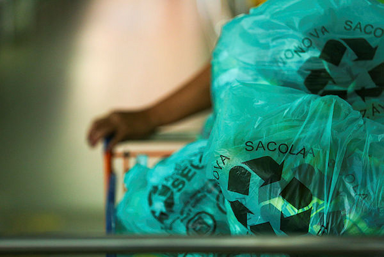 STF marca julgamento sobre gratuidade de sacolas plásticas em Salvador