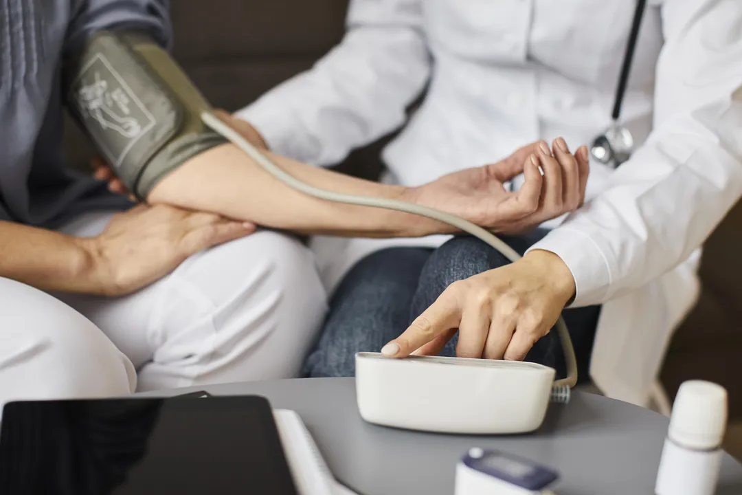 Aproximadamente metade das pessoas com hipertensão desconhece sua condição