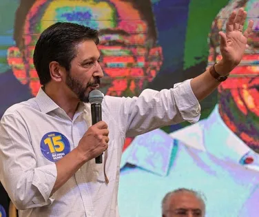 Justiça toma decisão em processo de Ricardo Nunes contra Datena sobre PCC - Imagem