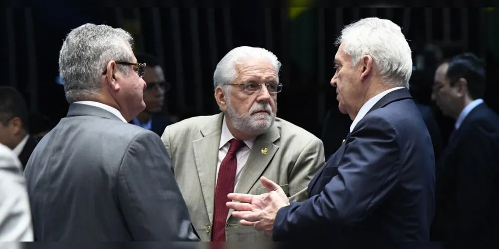 Os senadores baianos Angelo Coronel (PSD), Jaques Wagner (PT) e Otto Alencar (PSD): disputas por espaços para 2022 já estão a todo vapor