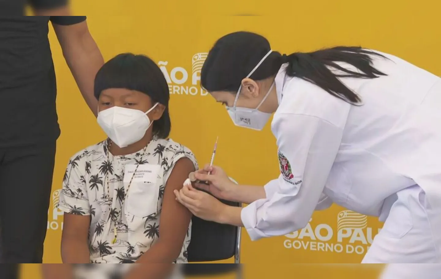 Davi é morador de Piracicaba, no interior de São Paulo e foi vacinado em ato simbólico