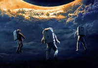 Moonfall é a representação exata do cinema de picaretagem