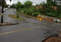 Chuva provoca transtornos e bloqueios em vias de Salvador