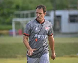 Vitória demite Dado Cavalcanti um dia após eliminação no Baiano