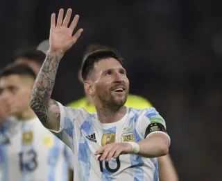 Com gol de Messi, Argentina vence Venezuela e segue invicta