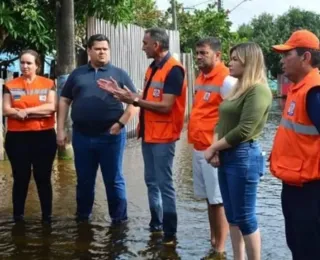 Helicóptero com Alcolumbre e governador faz pouso forçado