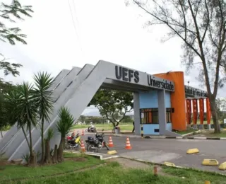 Uefs abre concurso público com 14 vagas para professor