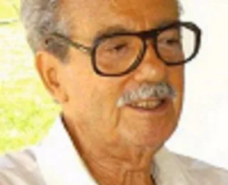 Morre, aos 99 anos, o professor e escritor Édio Souza