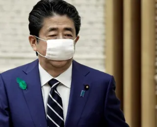 Ex-premiê japonês Shinzo Abe morre depois de ser baleado, aos 67 anos