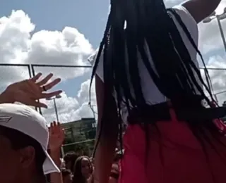 Estudantes de Simões Filho acusam secretária de boicotar evento