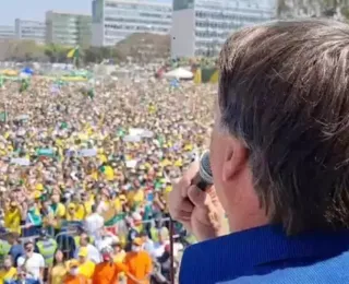 Ruralistas apoiadores de Bolsonaro enviarão 28 tratores para desfile