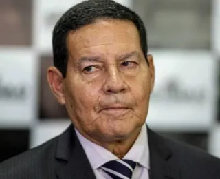 “Judiciário extrapola”, diz Mourão sobre limitação de posse de armas