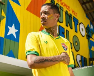 Vitória inicia venda de nova camisa em homenagem à Seleção Brasileira
