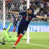 Benzema se aposenta da seleção francesa - Imagem