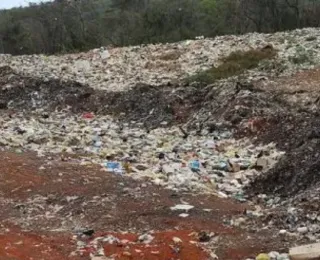 Lençóis firma acordo com MP para adequar gestão de resíduos sólidos