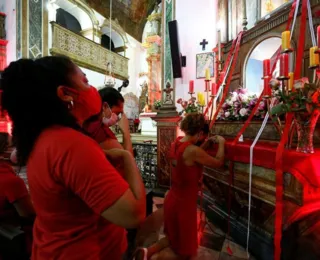 Festa de Santa Bárbara promete ‘vestir’ o Centro Histórico de vermelho