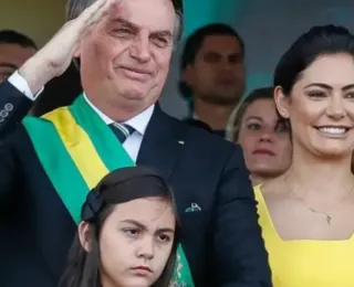 Laura Bolsonaro vai deixar Colégio Militar após sofrer bullying