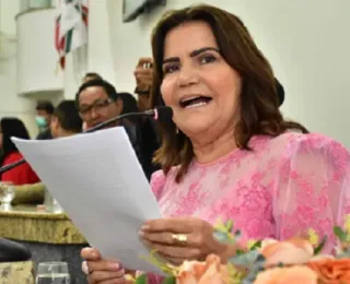 Feira de Santana: presidente da Câmara exonera cargos e benefícios