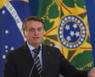 Alvo de quatro inquéritos no STF, Bolsonaro teme prisão, diz site