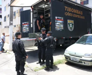 Suspeita de bomba faz polícia isolar viaduto em Feira de Santana
