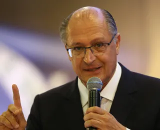 'Temos manicômio tributário', diz Alckmin sobre reformas econômicas