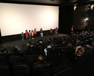 Projeto obriga cinemas a reservar uma sessão mensal para autistas