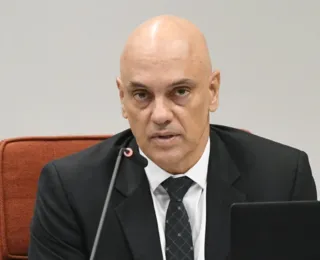 Moraes rejeita recurso e mantém Daniel Silveira na prisão