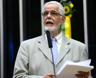 Câmara aprova urgência de PL para recontratar médicos cubanos